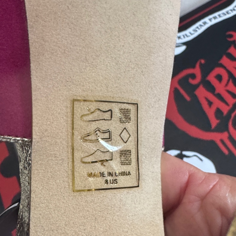 Platform heels
8 - Picture 8 of 12